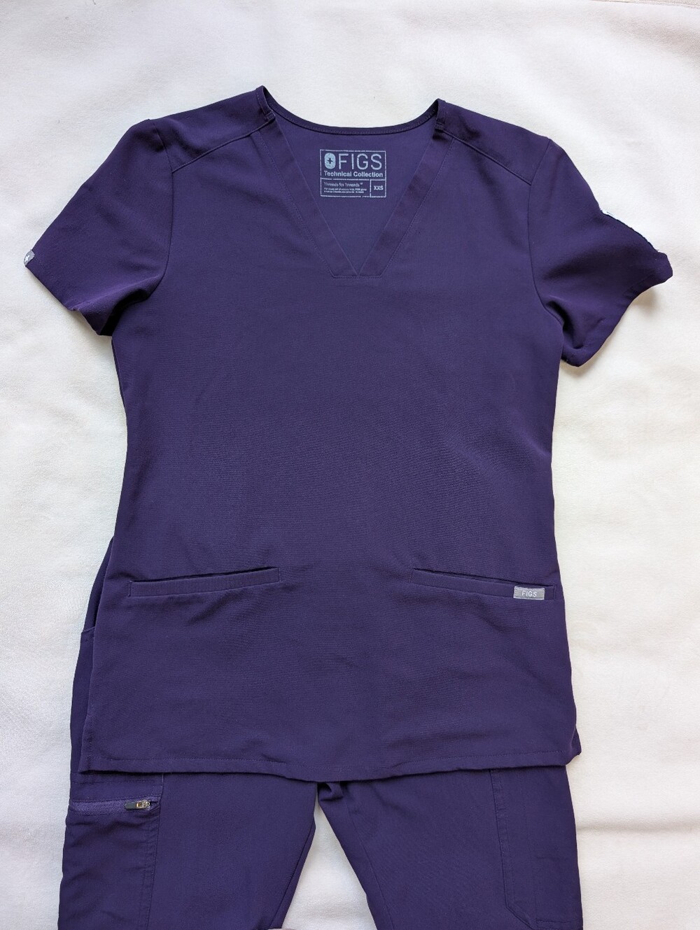FIGS Technical Collection Scrub Set Purple XXS Top XS Pants